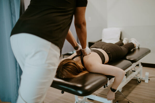 Causes & Treatment of Upper Back Pain | Clayton Heights Physio